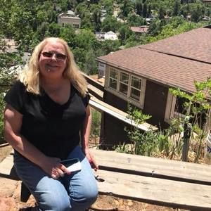 Meet your Posher, Tami